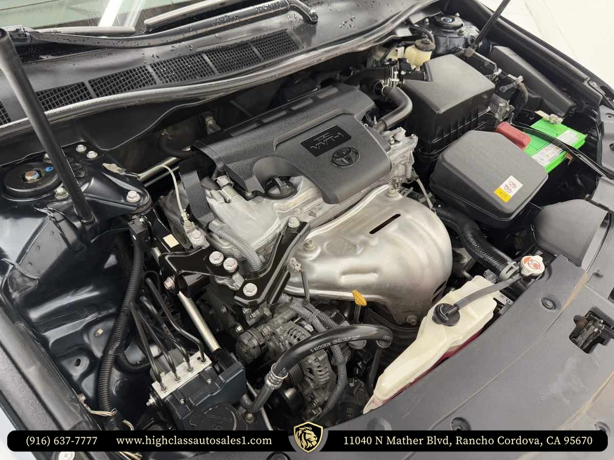 Vehicle image 40 of 45