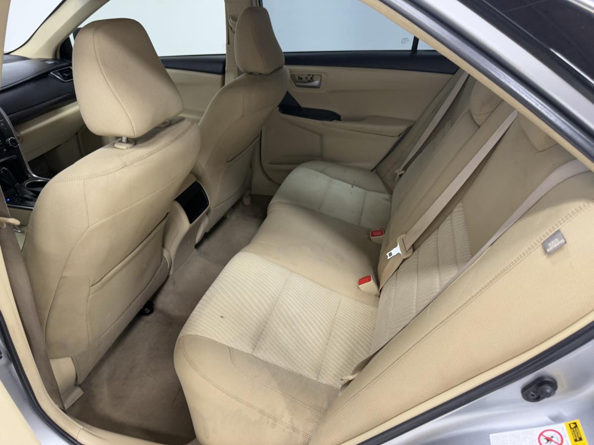 Vehicle image 25 of 53