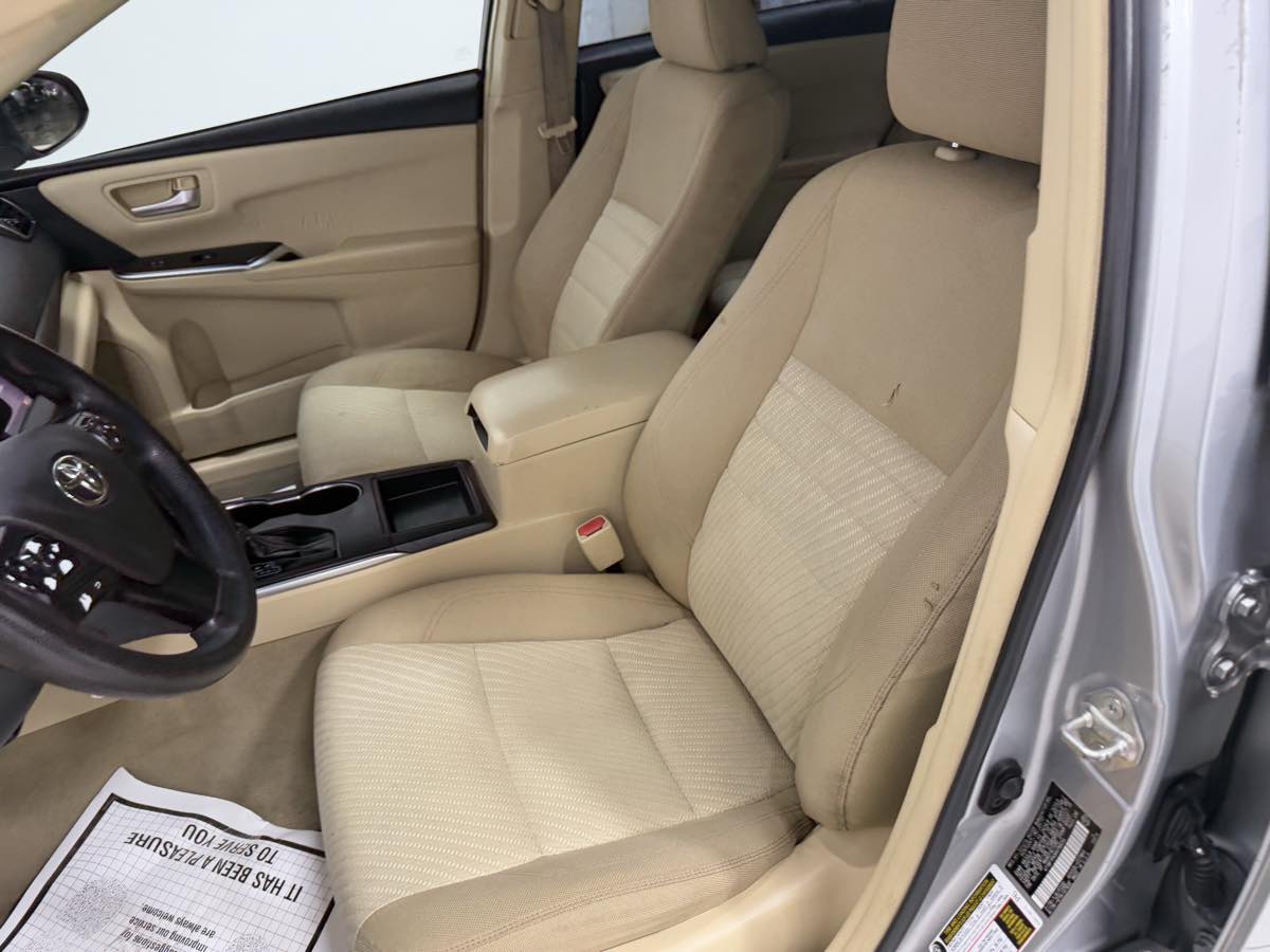 Vehicle image 22 of 53