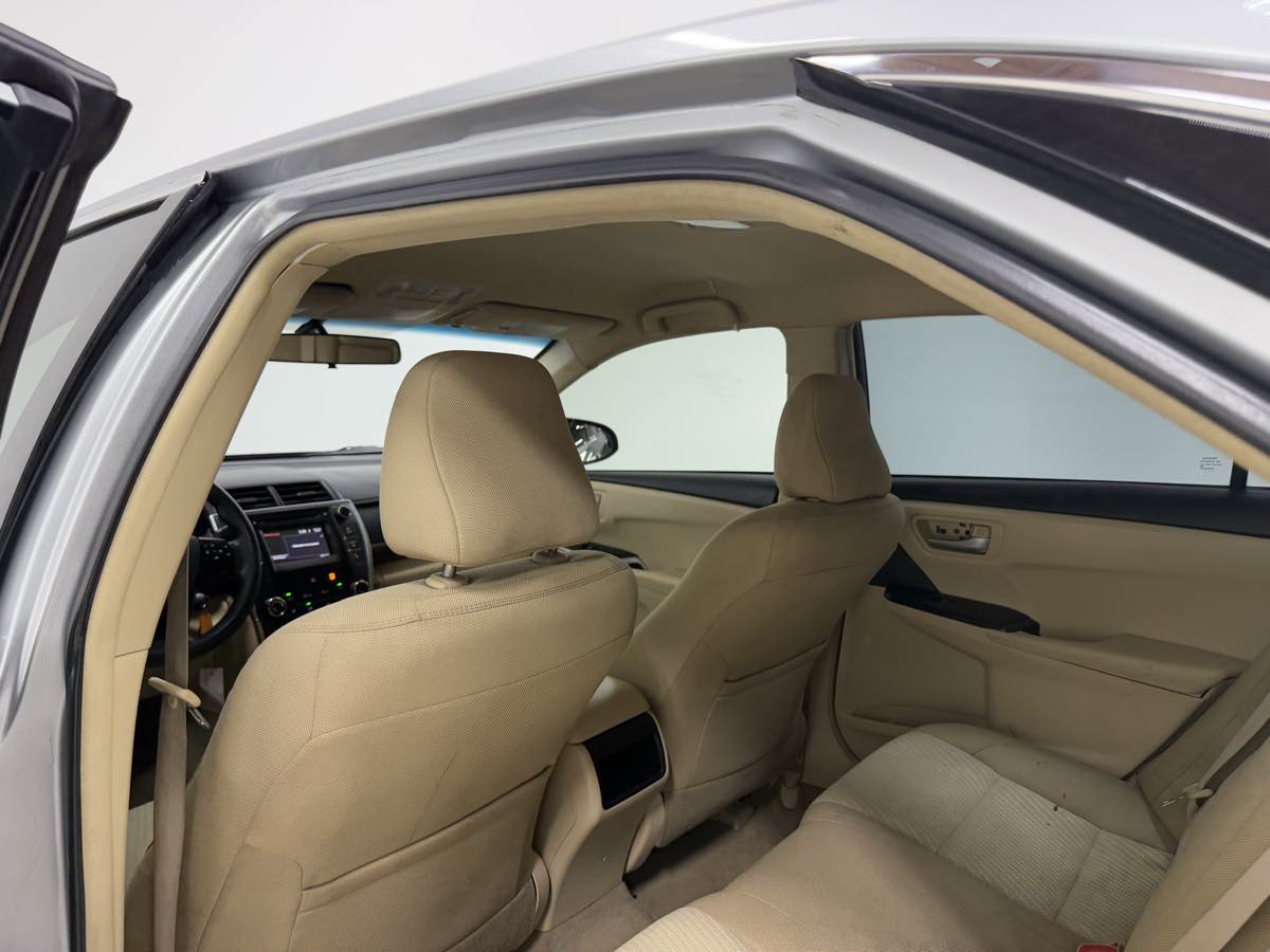 Vehicle image 24 of 53