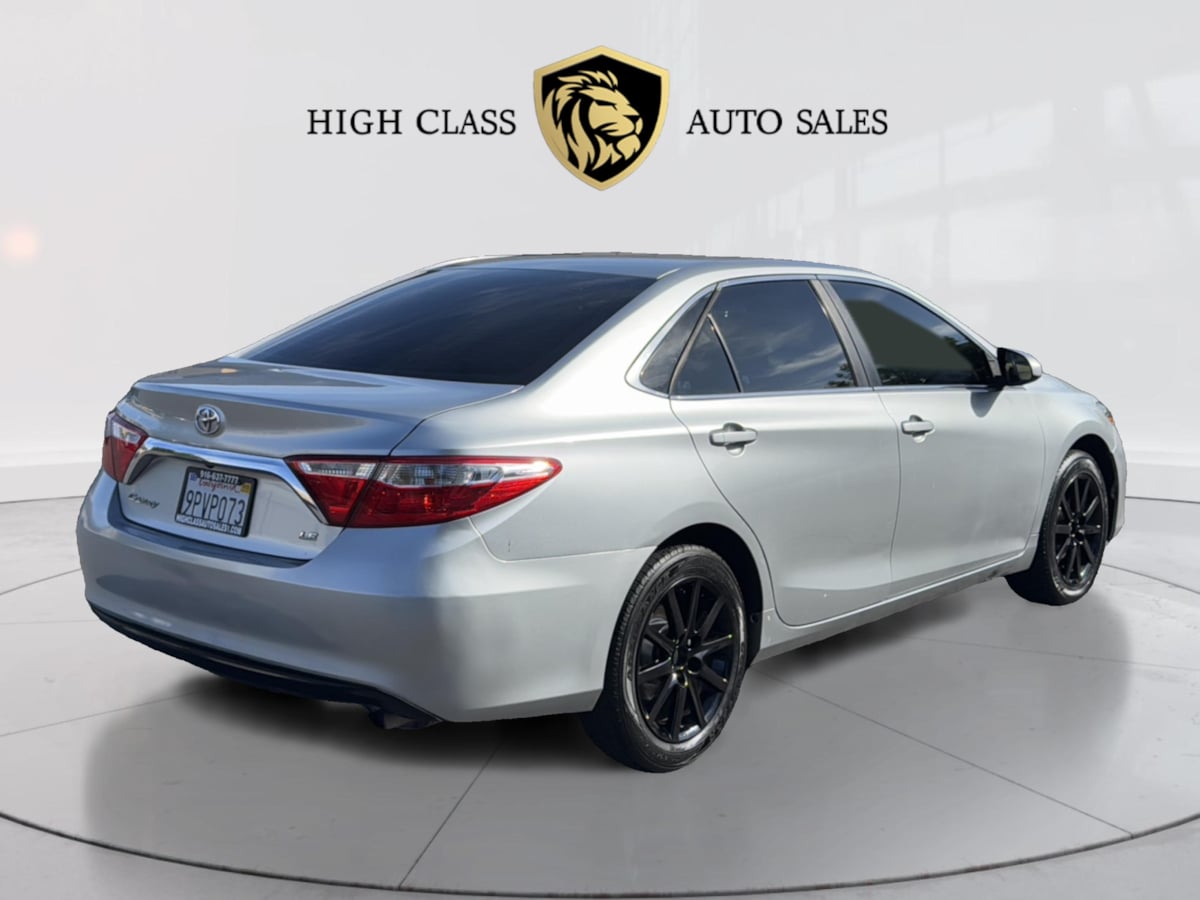 Vehicle image 10 of 53