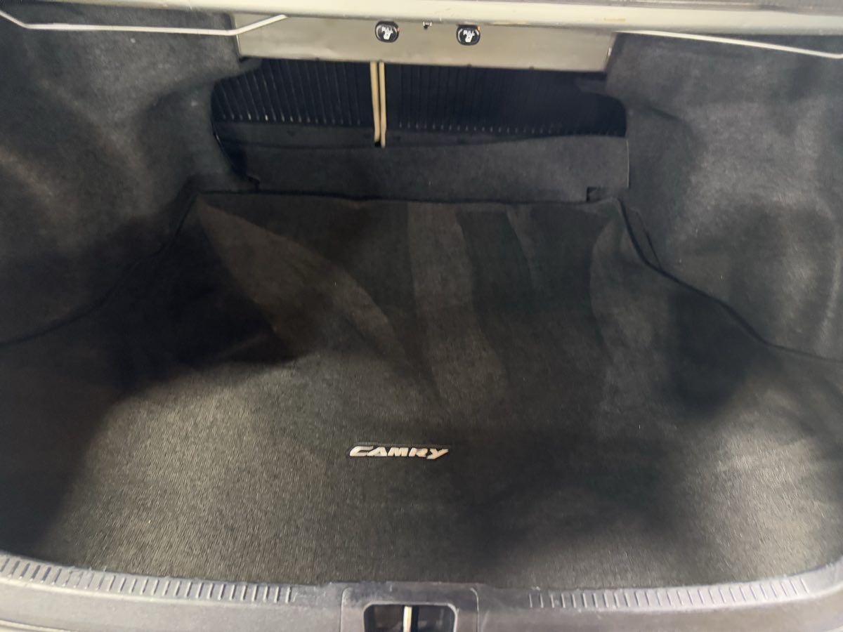 Vehicle image 48 of 53