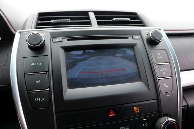 Vehicle image 15 of 16