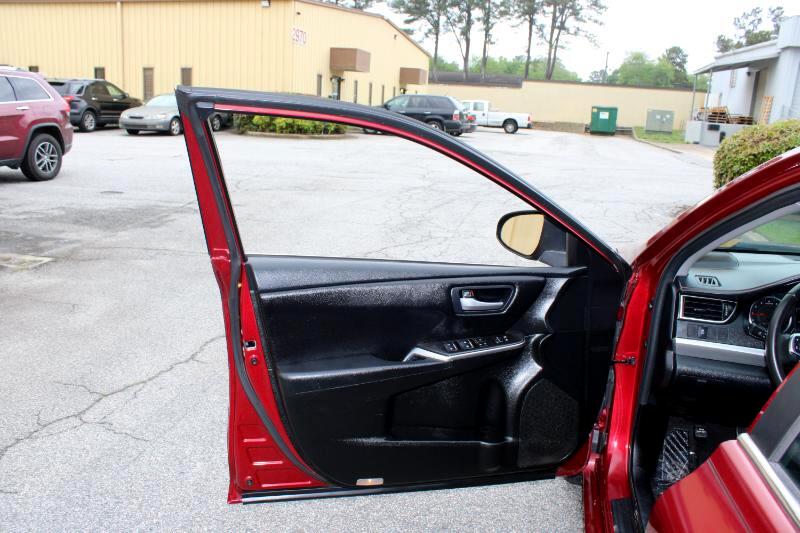 Vehicle image 22 of 30