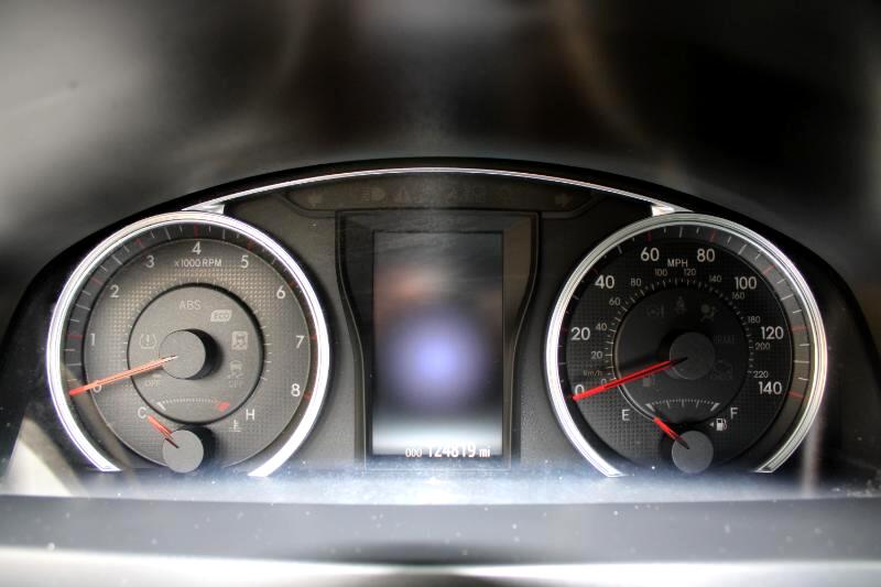 Vehicle image 29 of 30