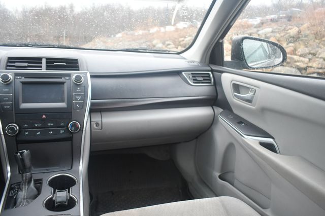 Vehicle image 5 of 15