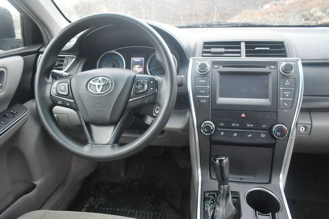 Vehicle image 4 of 15