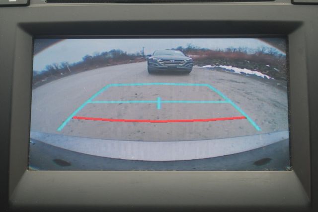Vehicle image 9 of 15