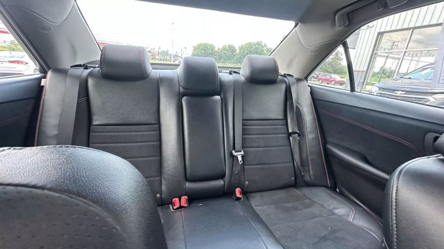 Vehicle image 15 of 49