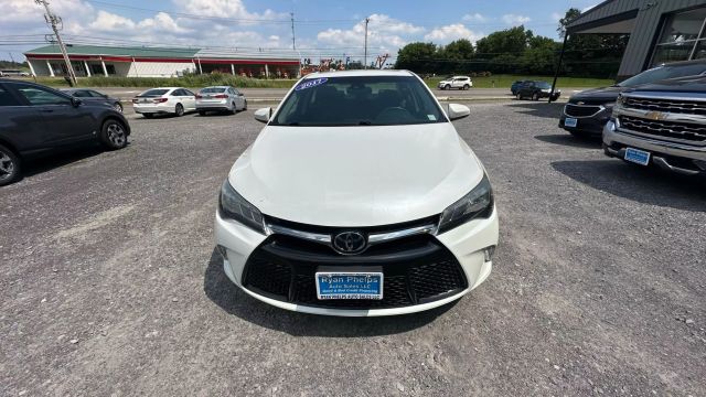 Vehicle image 2 of 49