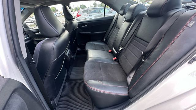 Vehicle image 14 of 49