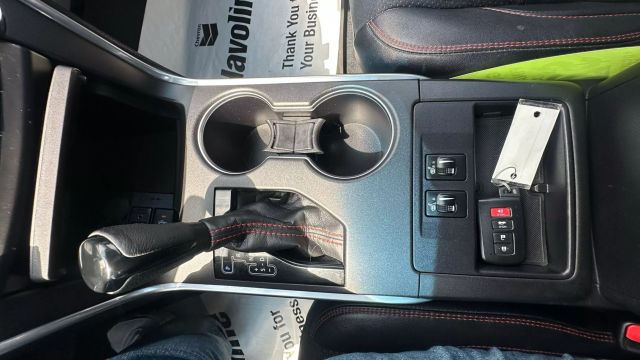 Vehicle image 34 of 49