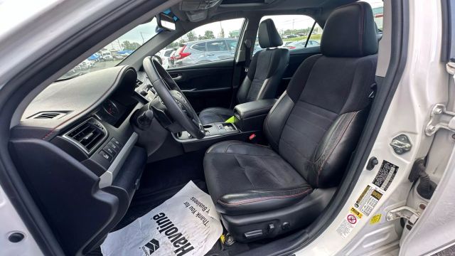 Vehicle image 18 of 49