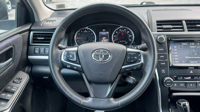 Vehicle image 44 of 49