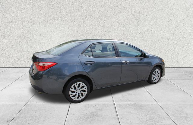 Vehicle image 6 of 28