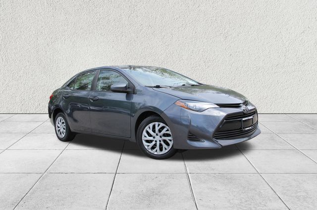 Vehicle image 4 of 28