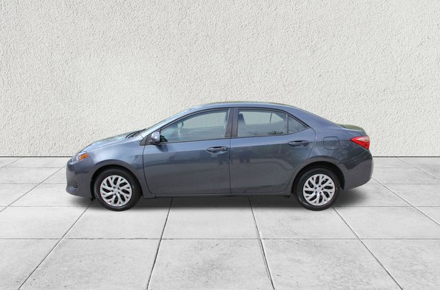 Vehicle image 9 of 28