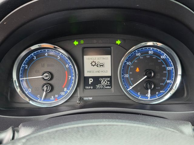Vehicle image 24 of 39