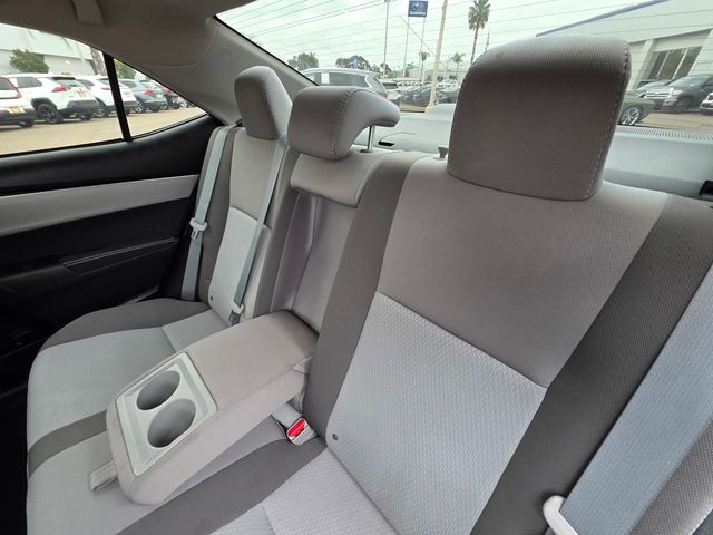 Vehicle image 18 of 39
