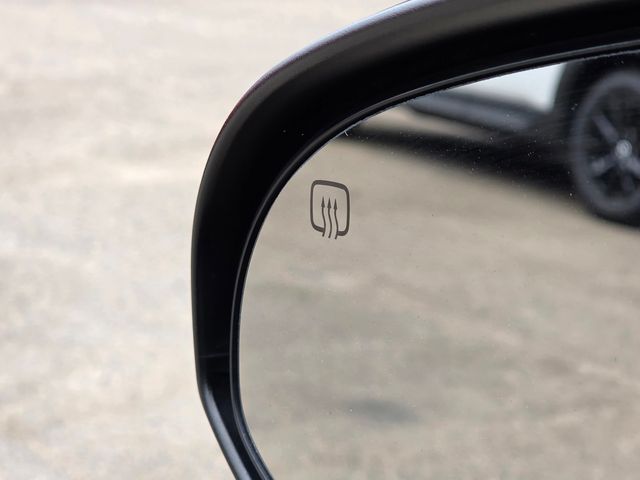 Vehicle image 23 of 39