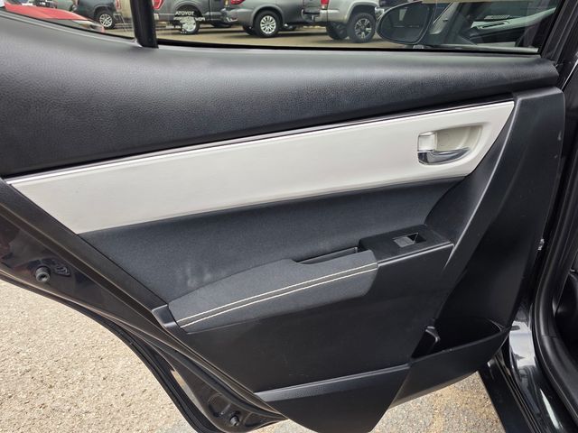 Vehicle image 20 of 39