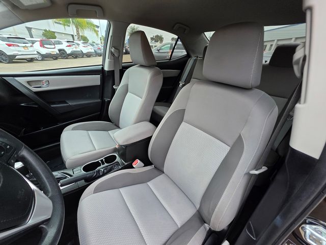 Vehicle image 15 of 39