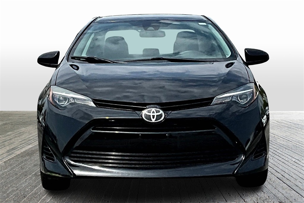 Vehicle image 3 of 31