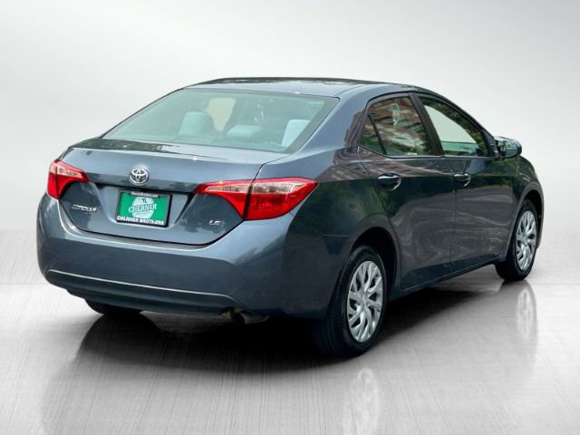 Vehicle image 5 of 47