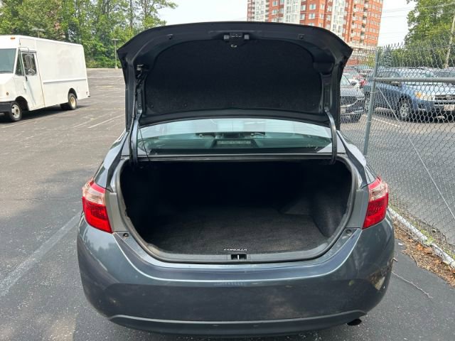 Vehicle image 13 of 47