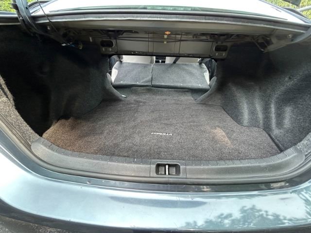 Vehicle image 26 of 47