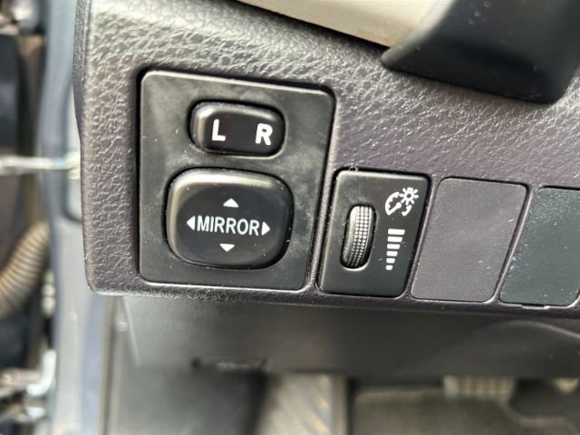 Vehicle image 36 of 47