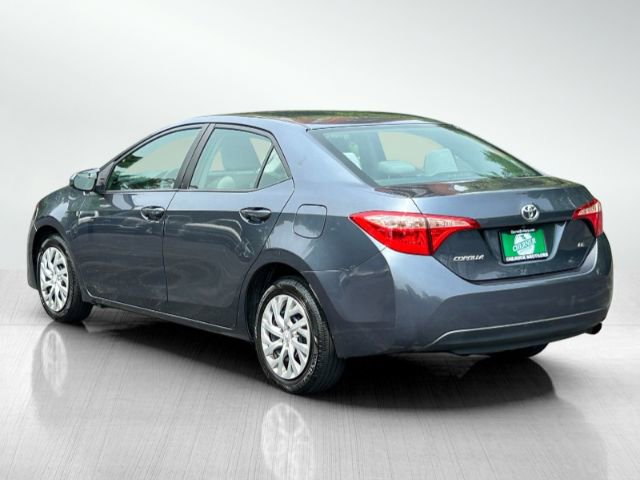 Vehicle image 7 of 47