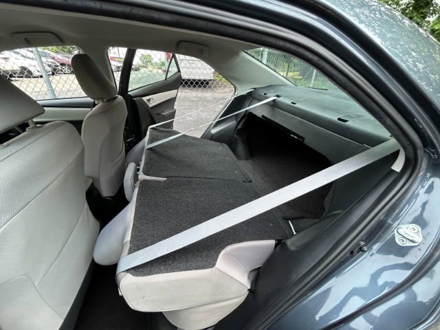 Vehicle image 25 of 47