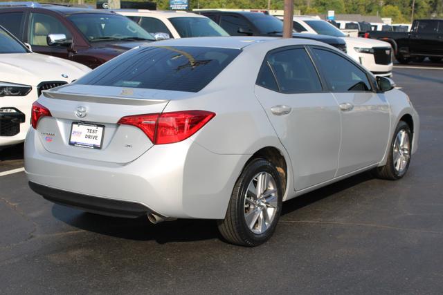 Vehicle image 4 of 40