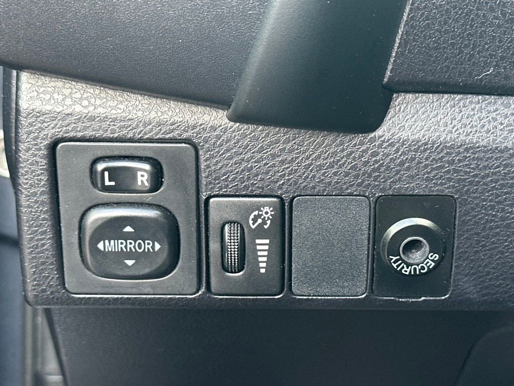 Vehicle image 14 of 20