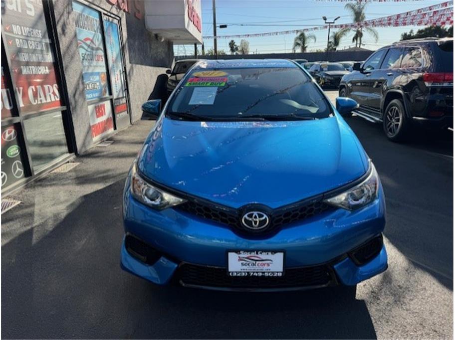 Vehicle image 2 of 30