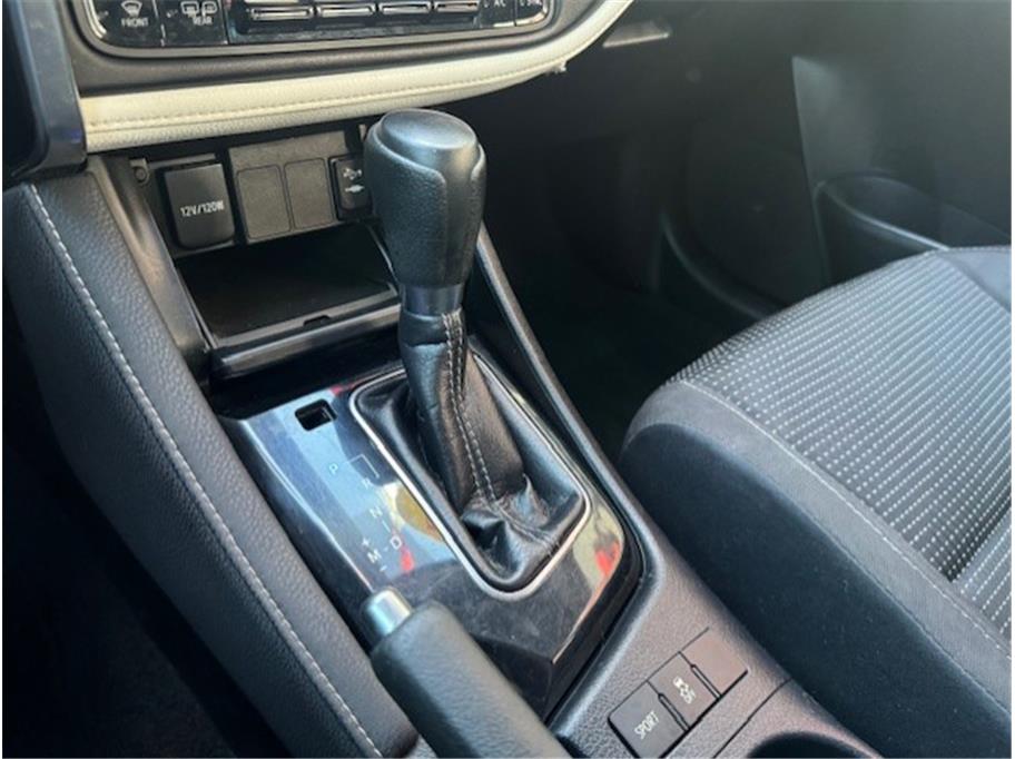 Vehicle image 29 of 30