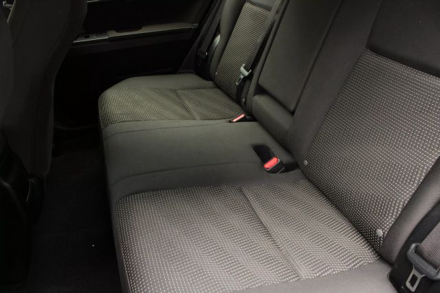Vehicle image 20 of 43