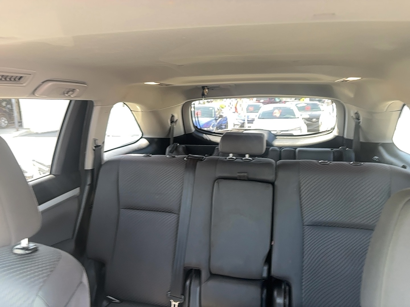 Vehicle image 11 of 14