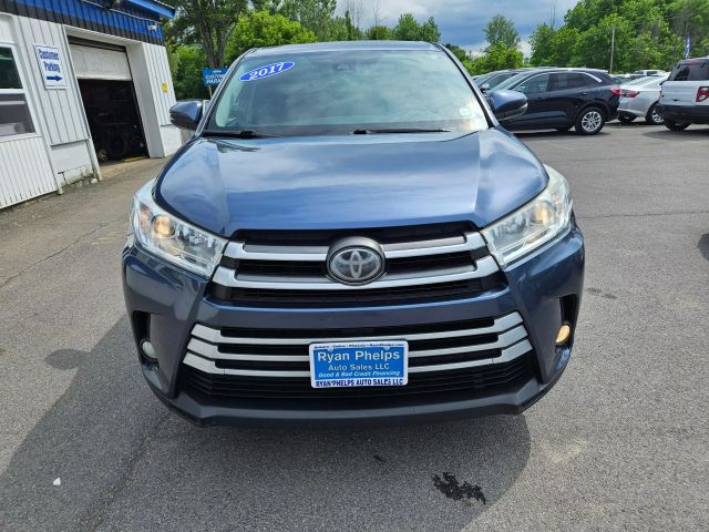 Vehicle image 5 of 67