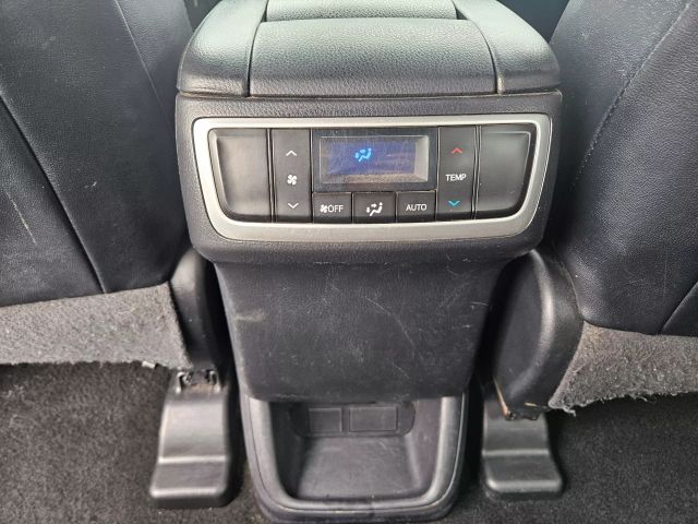 Vehicle image 53 of 67