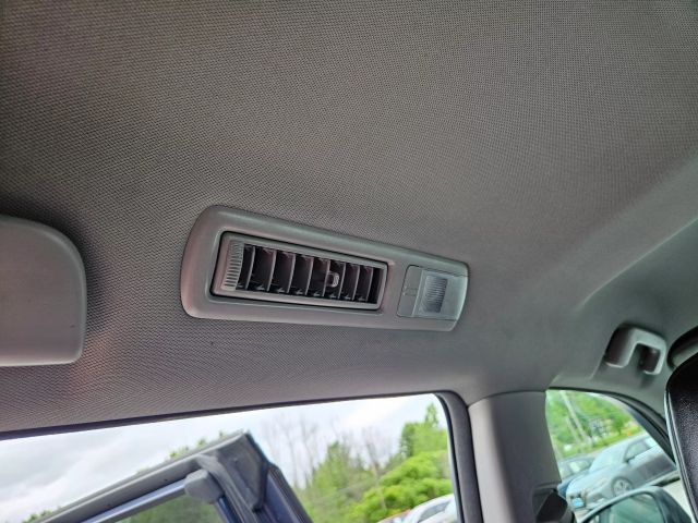 Vehicle image 50 of 67
