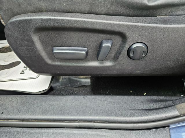 Vehicle image 26 of 67