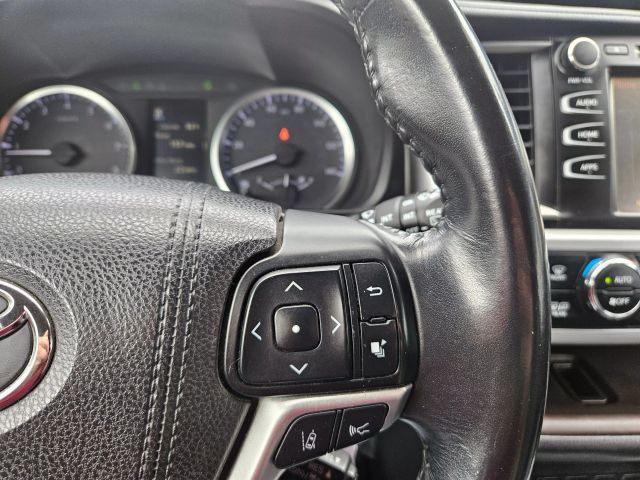 Vehicle image 59 of 67