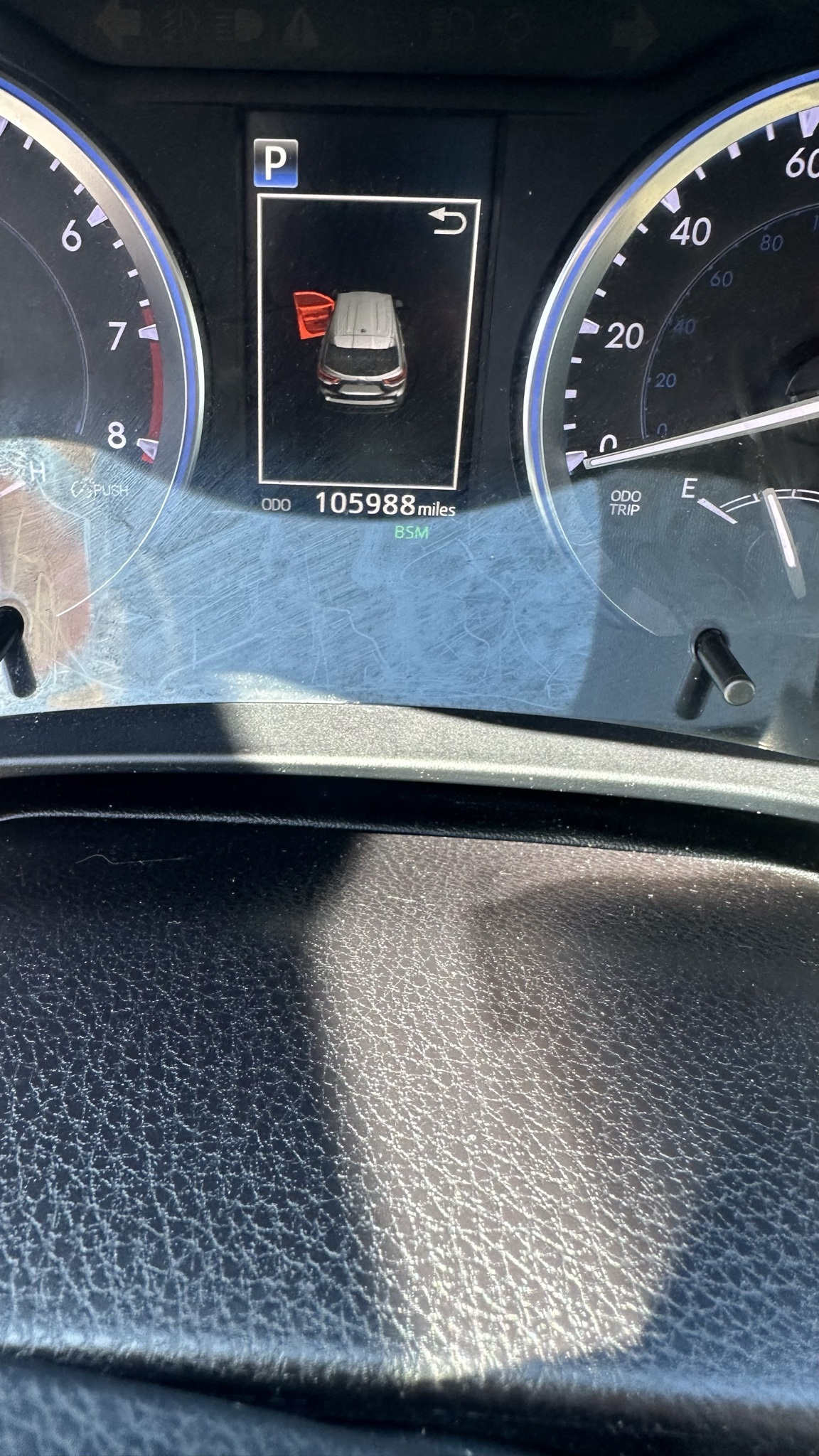 Vehicle image 29 of 33