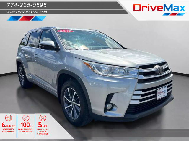 Vehicle image 3 of 40