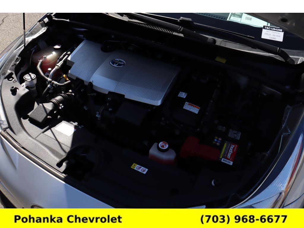 Vehicle image 31 of 32