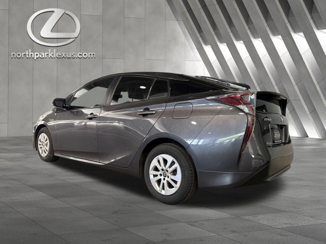 Vehicle image 5 of 25