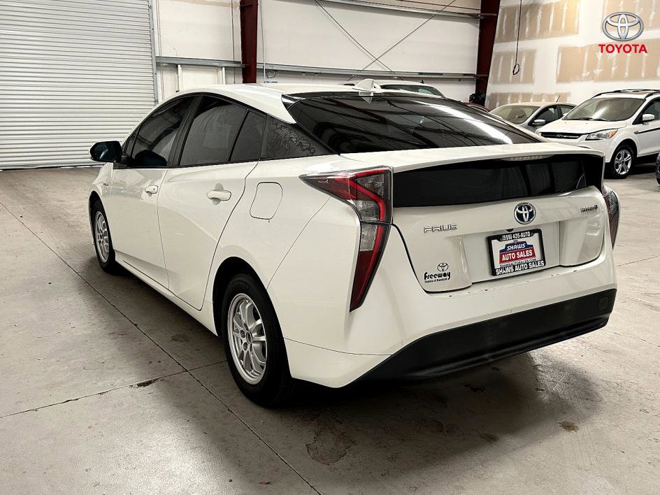 Vehicle image 5 of 22
