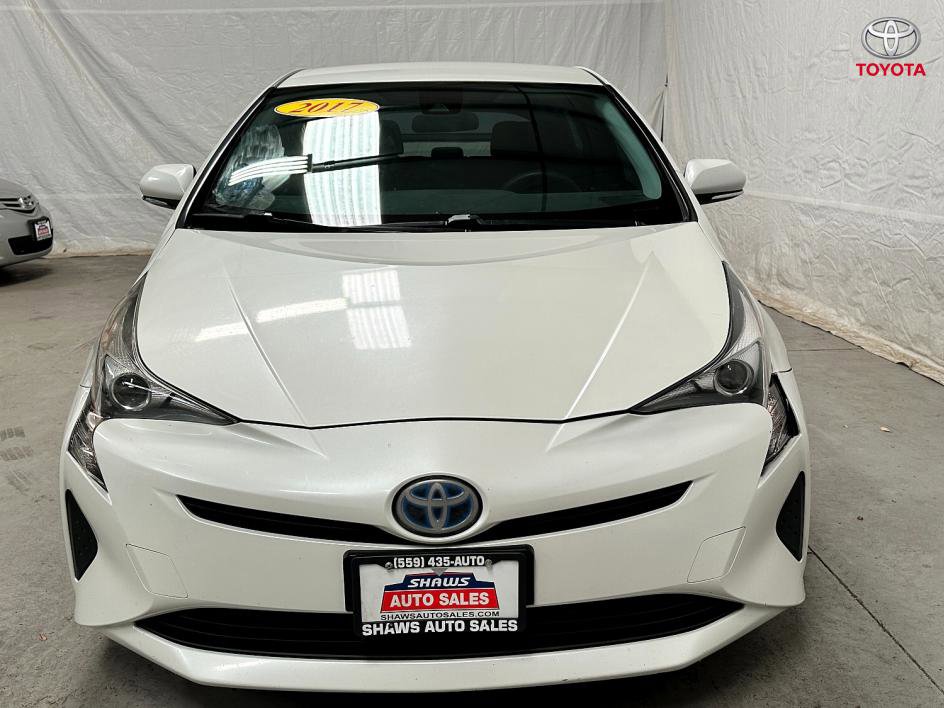 Vehicle image 2 of 22